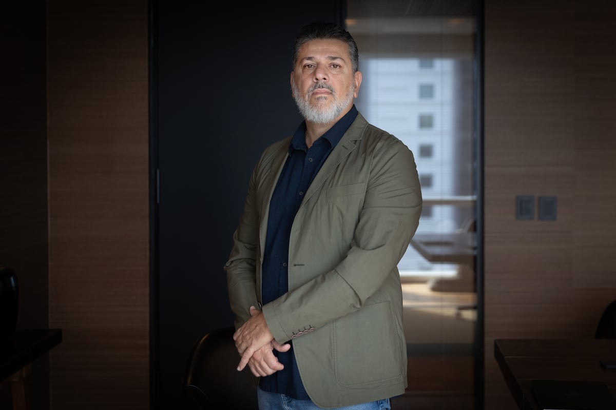 El Señor del Tabaco también es enemigo de Milei: una relación de odio, entre acusaciones de lavado de dinero y evasión