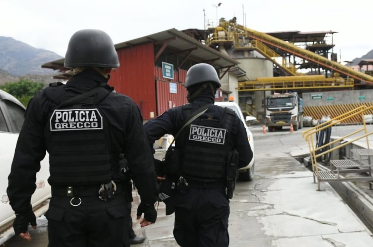 Asesinados en Perú 13 trabajadores de una mina