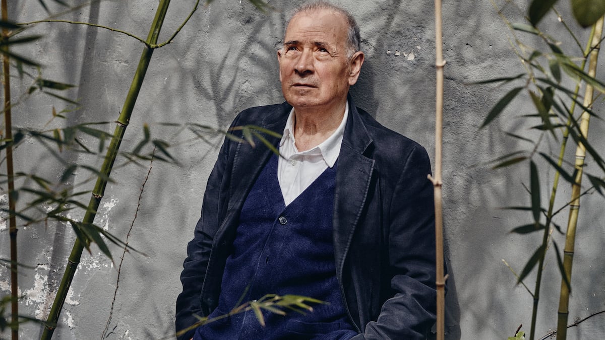 Víctor Gómez Pin: “El tiempo libre ya no es libre. El ocio puede embrutecer más que el trabajo” | EL PAÍS Semanal: Personajes