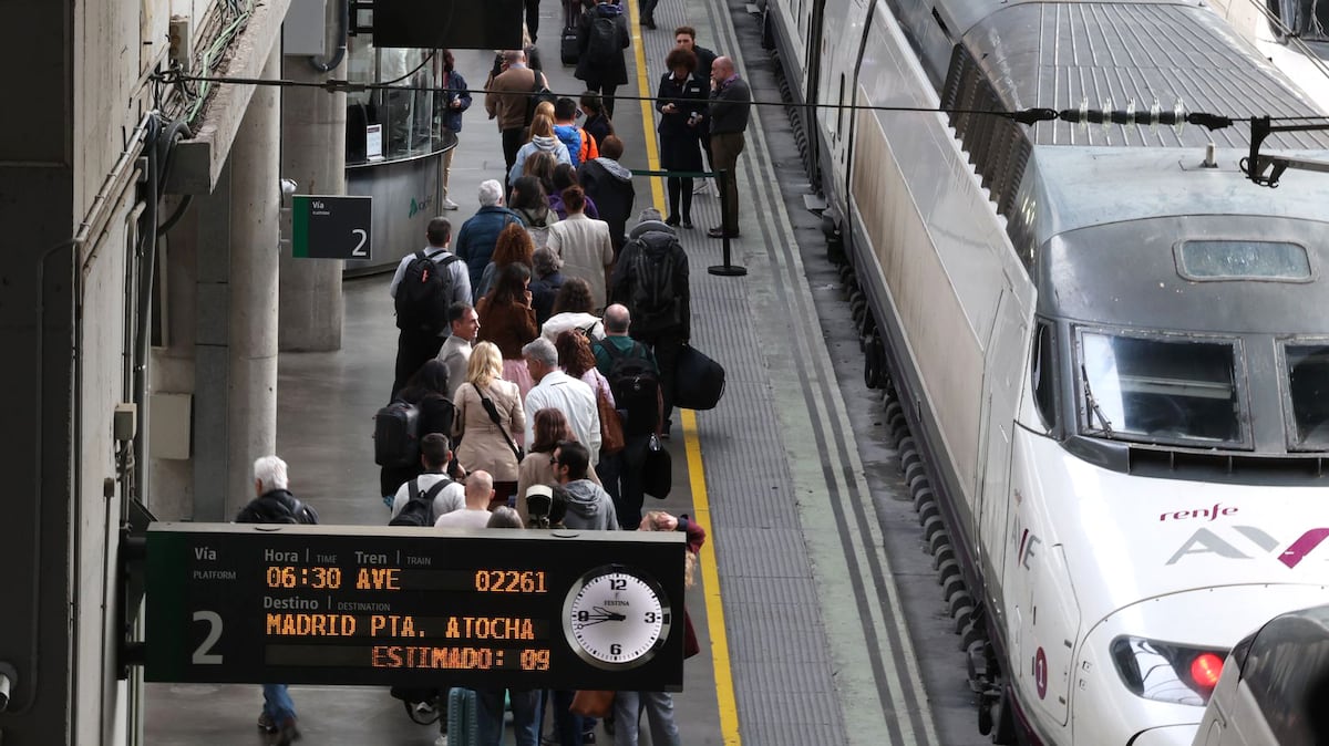 Última hora del robo de cable en los trenes AVE Madrid-Sevilla, en directo | Los trenes vuelven a circular de forma parcial entre Madrid y Andalucía, aunque con retrasos | Economía
