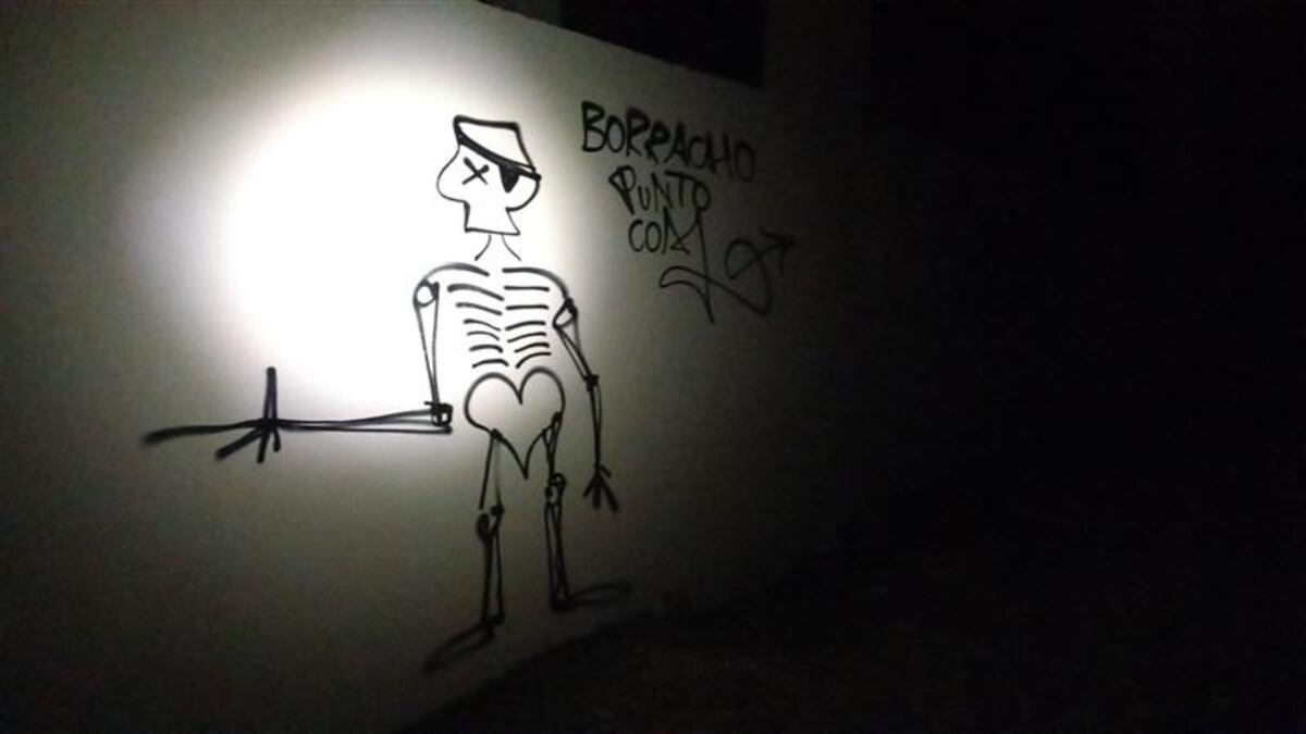 La investigación por las pintadas en la Alhambra apunta a un grupo de grafiteros alemanes que viaja de país en país | España