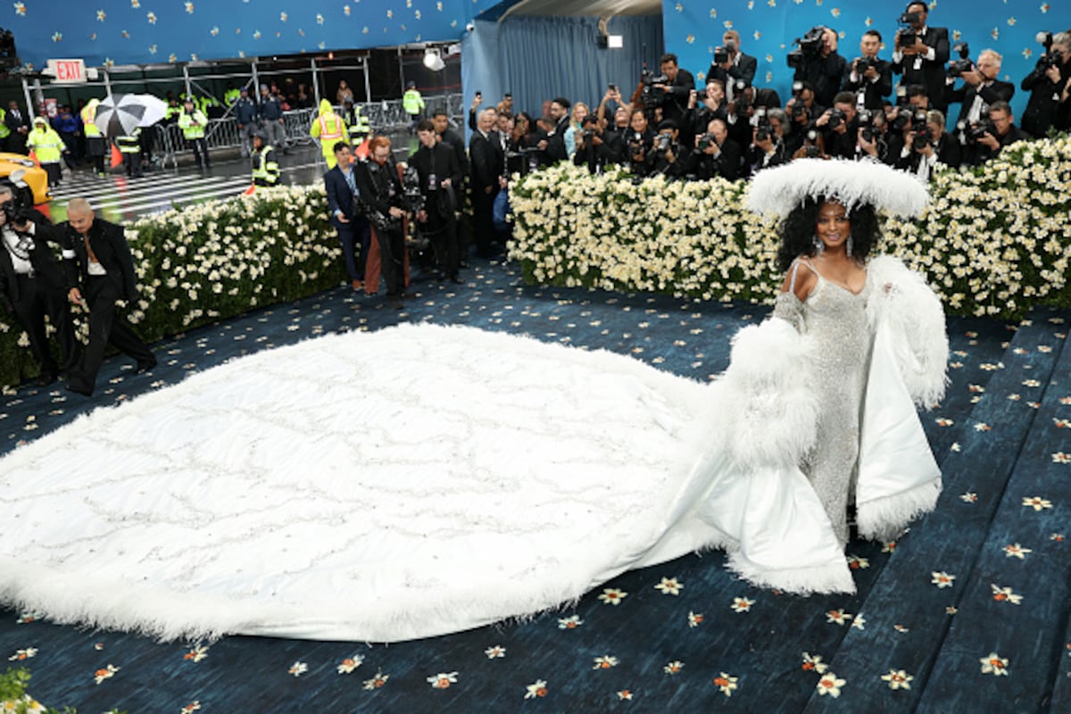 Así han sido los ‘looks’ de los invitados en la alfombra roja de la Gala MET 2025