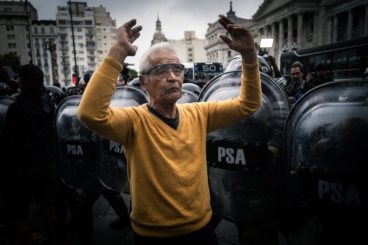 Los jubilados, epicentro de la resistencia argentina contra Milei