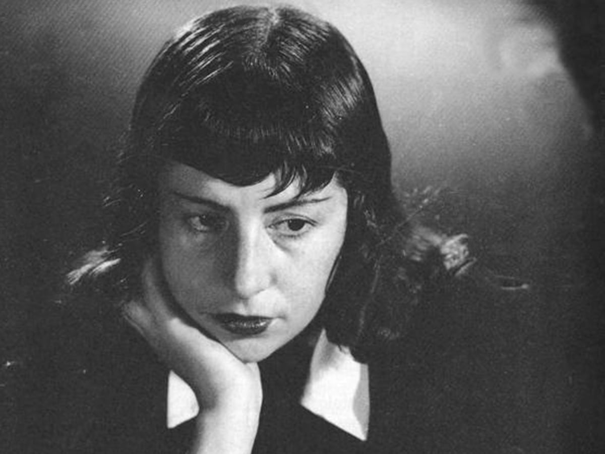 ‘La Amortajada’, de la escritora chilena María Luisa Bombal, llega a México en una reedición de la UNAM