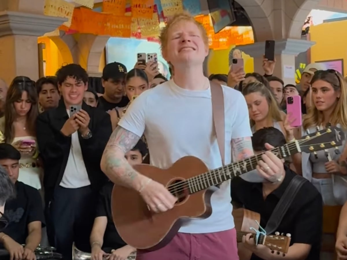 Ed Sheeran sorprende a sus seguidores en el Salón Tenampa