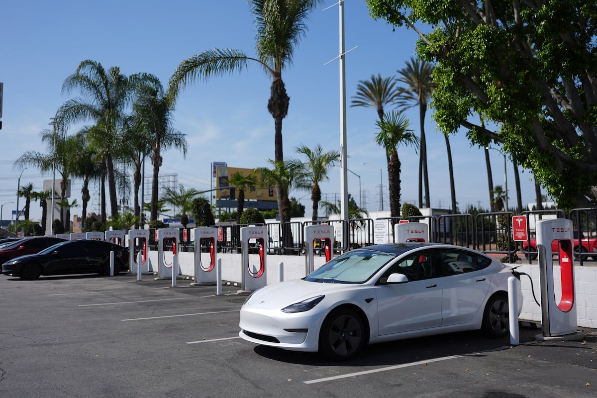 El Senado revoca la ley de California que prohíbe la venta de coches de gasolina para 2035 | Clima y Medio Ambiente