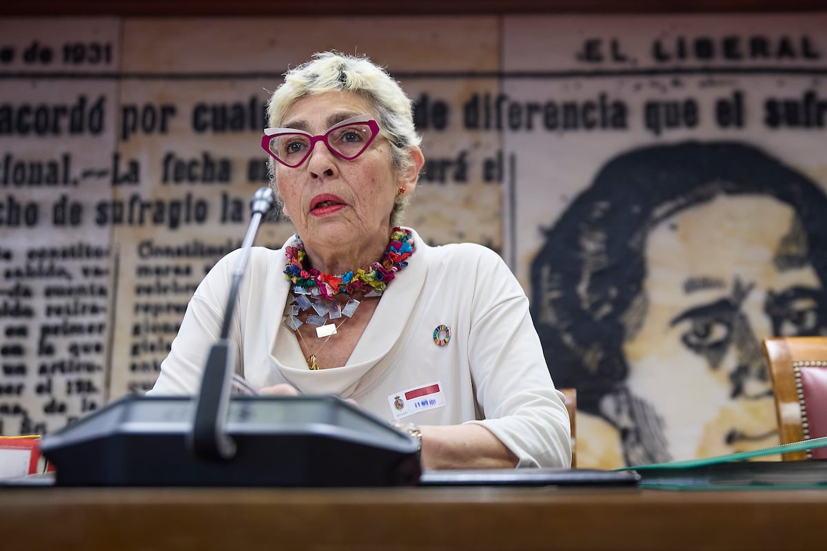 El PP se lanza en el Senado contra una operadora de la Confederación del Júcar, que replica: “Enviamos 30 correos de aviso” | España