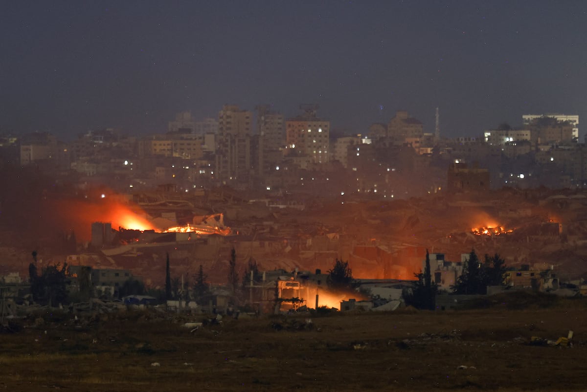 Última hora del conflicto en Oriente Próximo, en directo | Al menos 34 muertos en un bombardeo de Israel a un campo de desplazados en el sur de Gaza | Internacional