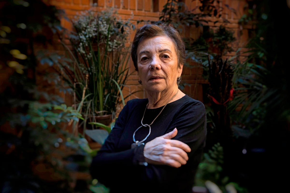 La galardonada ha desarrollado una trayectoria de medio siglo en la que su mirada antropológica se ha centrado en las comunidades indígenas y en las plantas y los pájaros: La fotógrafa mexicana Graciela Iturbide, Premio Princesa de Asturias de las Artes 2025 | Cultura