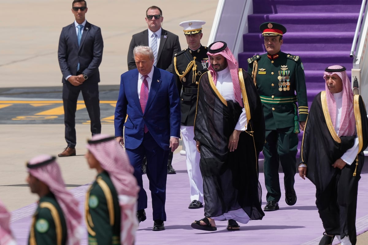 Trump inicia en Arabia Saudí una gira por Oriente Próximo para lograr grandes acuerdos económicos | Internacional