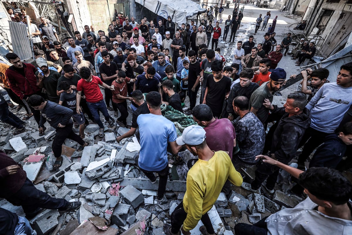 Última hora del conflicto en Oriente Próximo, en directo | Al menos ocho muertos en una nueva noche de bombardeos israelíes sobre Gaza | Internacional